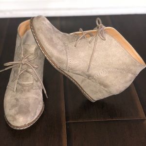 Franco Sarto Achen Suede Lace Up Booties Size 6M